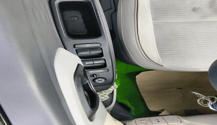 2023 Hyundai AURA S 1.2 CNG, Petrol, Manual, 51,378 km, interior