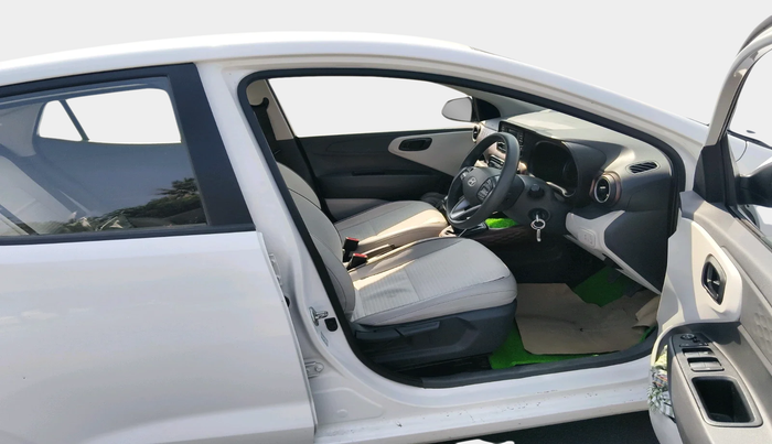 2023 Hyundai AURA S 1.2 CNG, Petrol, Manual, 51,378 km, interior