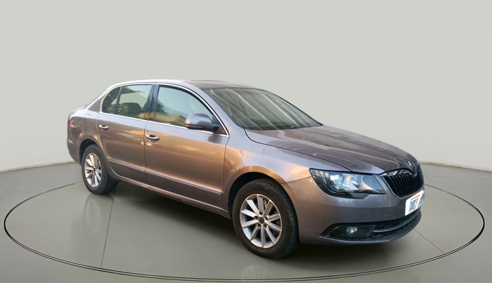 2014 Skoda Superb ELEGANCE 2.0 TDI CR AT, Diesel, Automatic, 1,50,723 km, exterior
