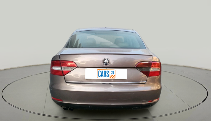 2014 Skoda Superb ELEGANCE 2.0 TDI CR AT, Diesel, Automatic, 1,50,723 km, exterior