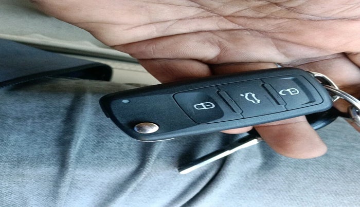 2014 Skoda Superb ELEGANCE 2.0 TDI CR AT, Diesel, Automatic, 1,50,723 km, interior