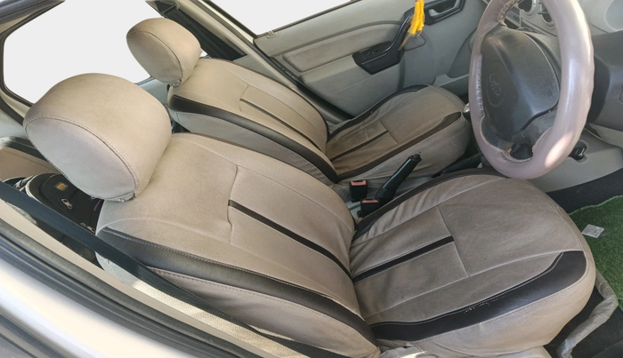 2012 Mahindra Verito 1.5 D6, Diesel, Manual, 1,32,882 km, interior