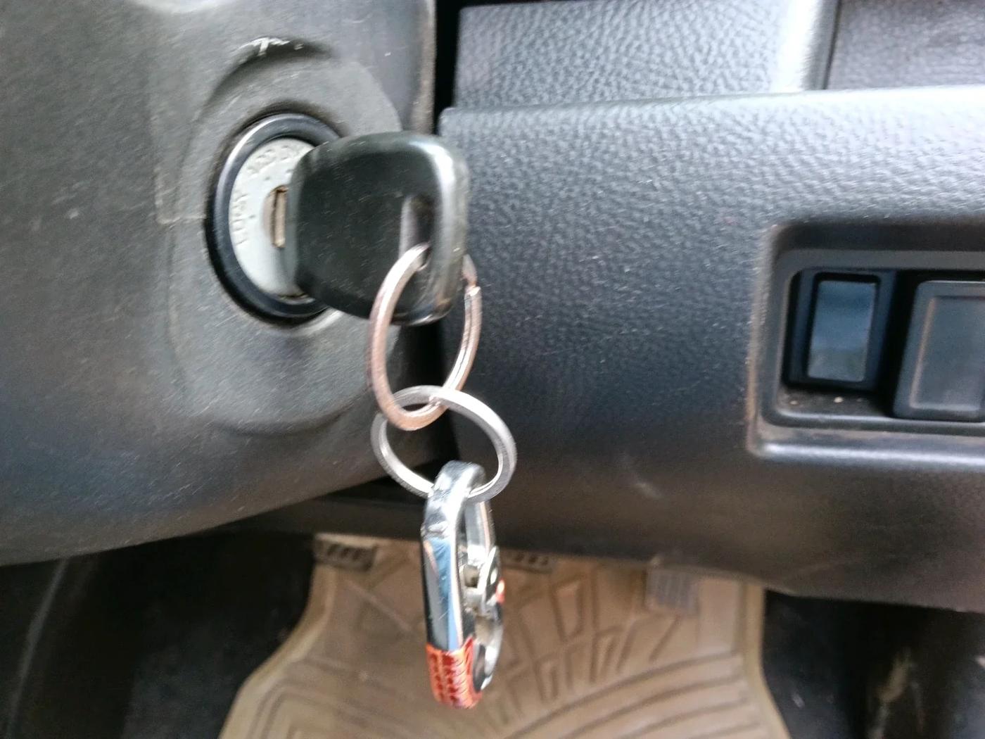 2011 Maruti Swift LXI, Petrol, Manual, 44,850 km, interior