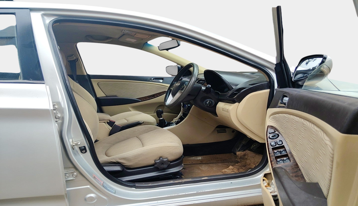 2012 Hyundai Verna FLUIDIC 1.6 CRDI SX, Diesel, Manual, 1,28,051 km, interior