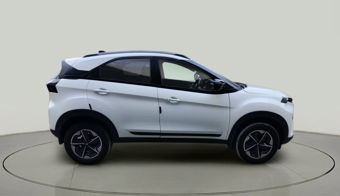 2024 Tata NEXON CREATIVE + SUNROOF 1.5 DIESEL, Diesel, Manual, 51,999 km, exterior