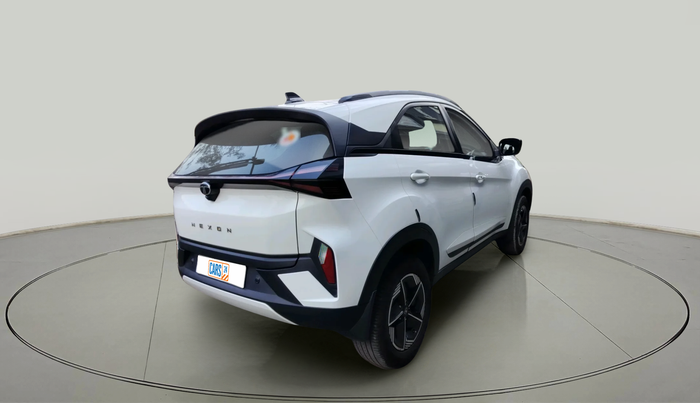 2024 Tata NEXON CREATIVE + SUNROOF 1.5 DIESEL, Diesel, Manual, 51,999 km, exterior