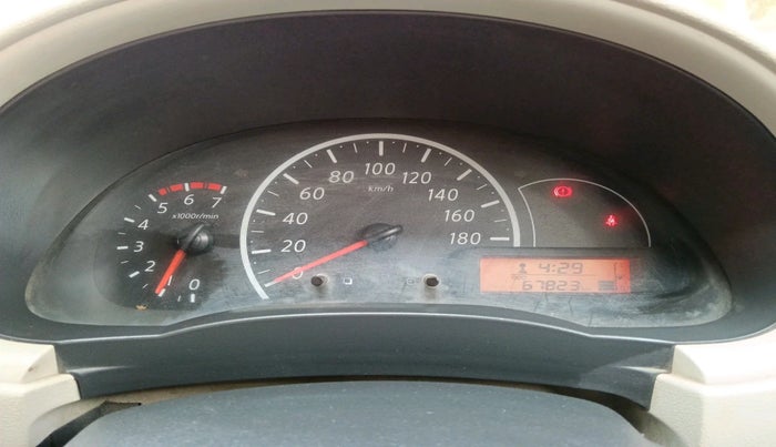 2016 Nissan Micra Active XV, Petrol, Manual, 67,823 km, interior