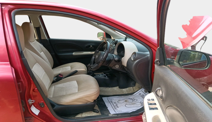 2016 Nissan Micra Active XV, Petrol, Manual, 67,823 km, interior