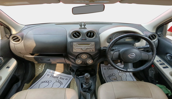 2016 Nissan Micra Active XV, Petrol, Manual, 67,823 km, interior