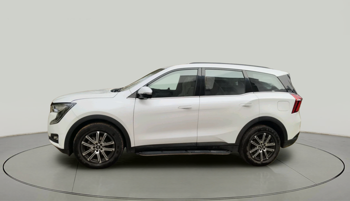 2023 Mahindra XUV700 AX 7 LUXURY P AT 7 STR, Petrol, Automatic, 34,911 km, exterior