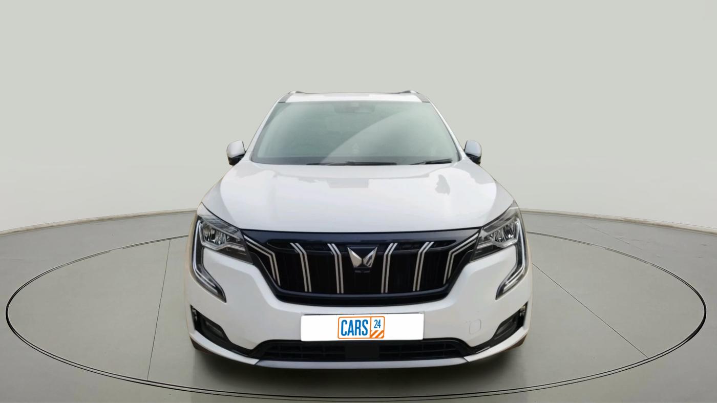 2023 Mahindra XUV700 AX 7 LUXURY P AT 7 STR, Petrol, Automatic, 35,000 km, exterior