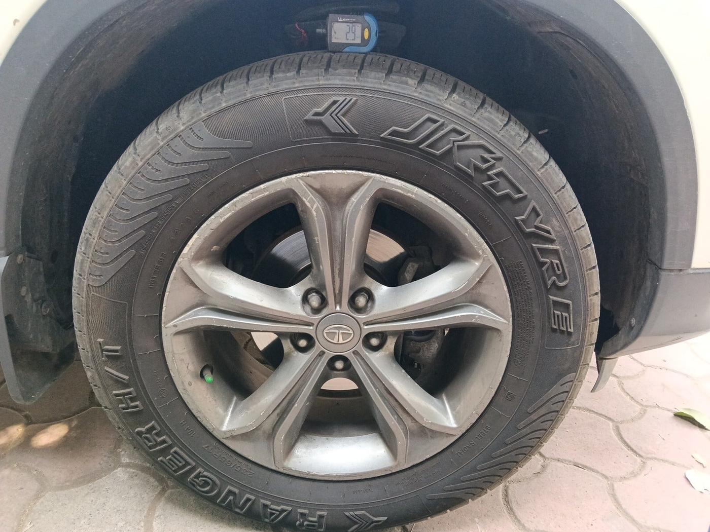 2021 Tata Harrier XT PLUS 2.0L KRYOTEC, Diesel, Manual, 1,27,488 km, tyre