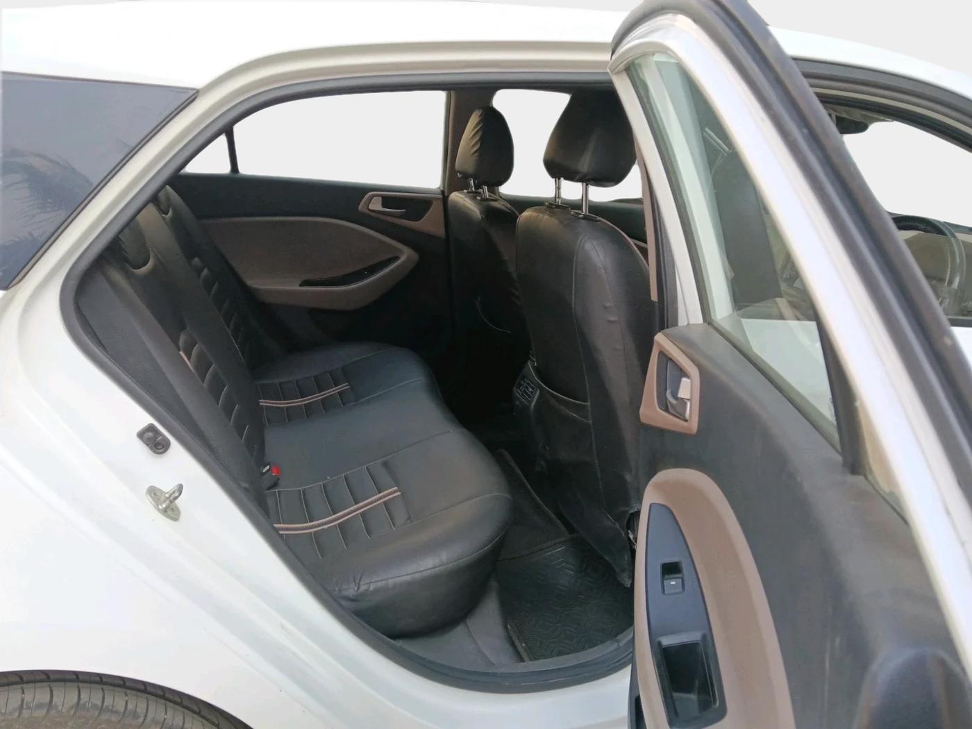 2020 Hyundai Elite i20 SPORTZ PLUS 1.2, Petrol, Manual, 58,523 km, interior