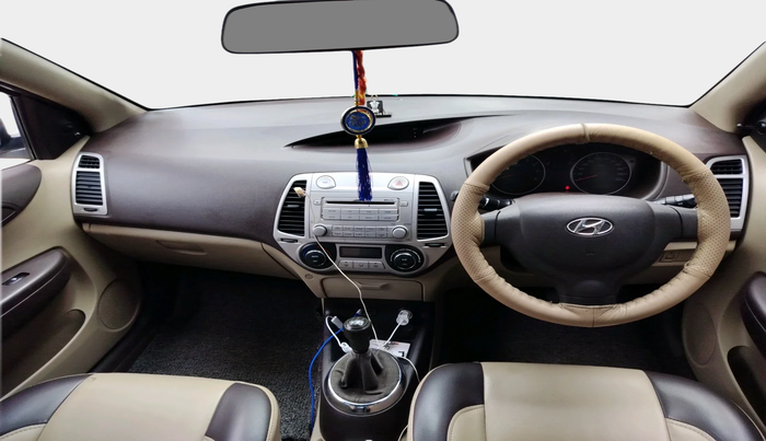 2011 Hyundai i20 MAGNA 1.2, Petrol, Manual, 87,638 km, interior