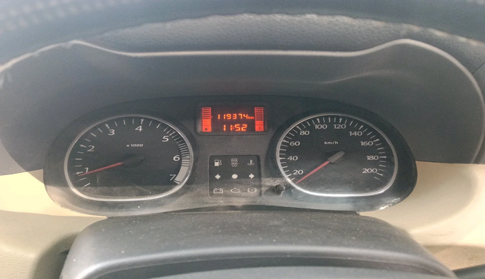 2013 Renault Duster 110 PS RXZ DIESEL, Diesel, Manual, 1,19,374 km, interior