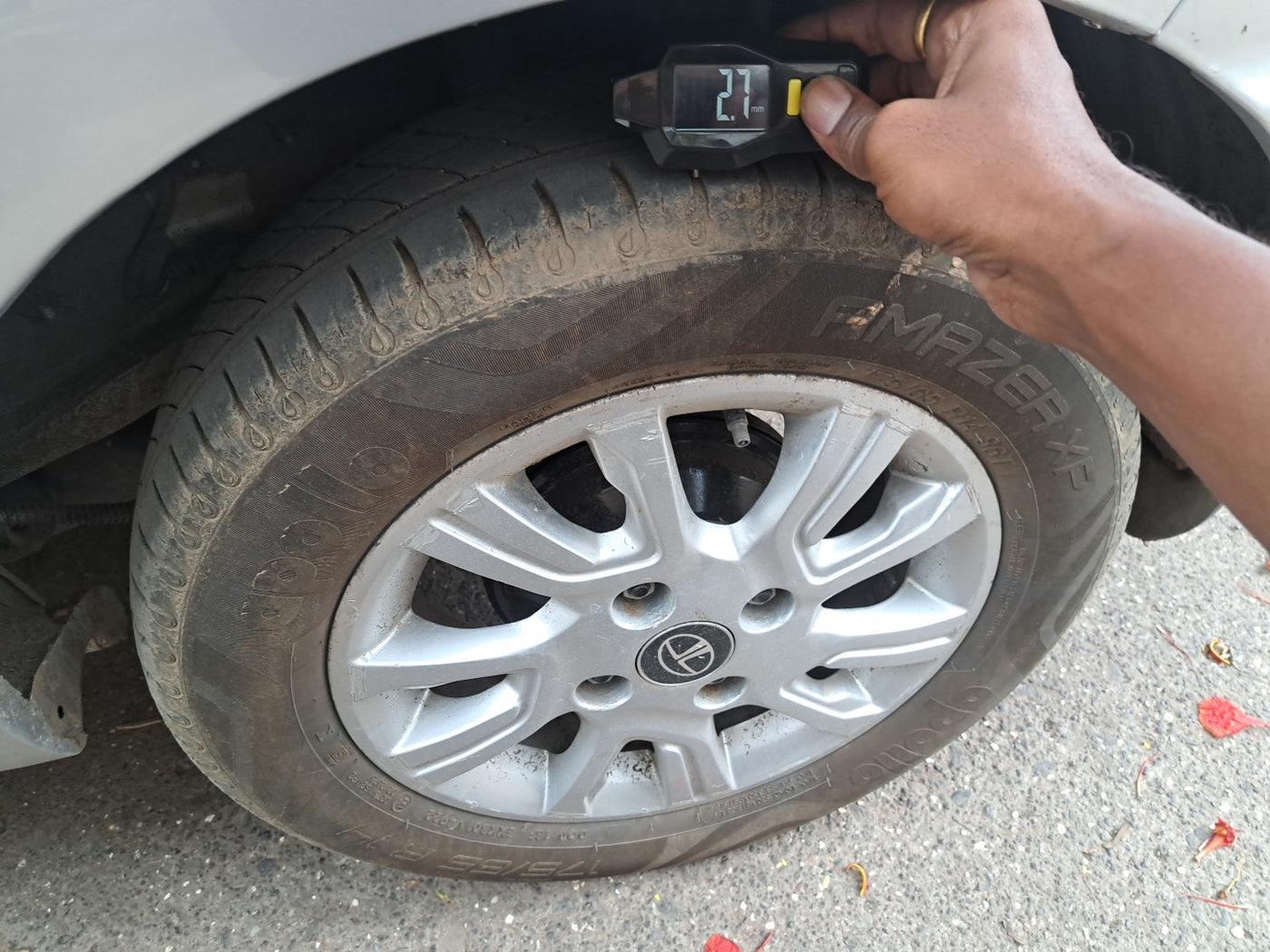 2019 Tata Tiago XZA PETROL, Petrol, Automatic, 25,297 km, tyre