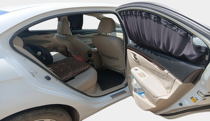 2015 Maruti Ciaz ZDI SHVS, Diesel, Manual, 92,292 km, interior