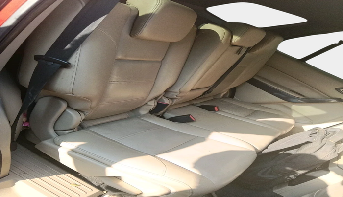 2017 Ford Endeavour TITANIUM 3.2 4X4 AT, Diesel, Automatic, 9,99,999 km, interior