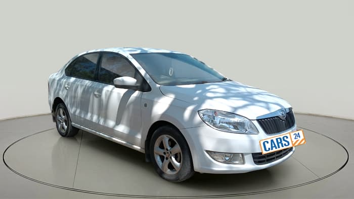 2015 Skoda Rapid AMBITION 1.5 TDI, Diesel, Manual, 67,795 km, exterior