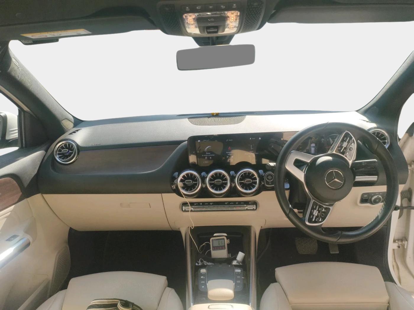2023 Mercedes Benz GLA Class 220d, Diesel, Automatic, 33,076 km, interior
