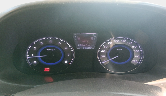 2013 Hyundai Verna FLUIDIC 1.6 VTVT SX, Petrol, Manual, 90,538 km, interior