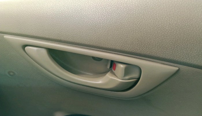 2017 Honda Amaze 1.5L I-DTEC S, Diesel, Manual, 1,28,366 km, interior