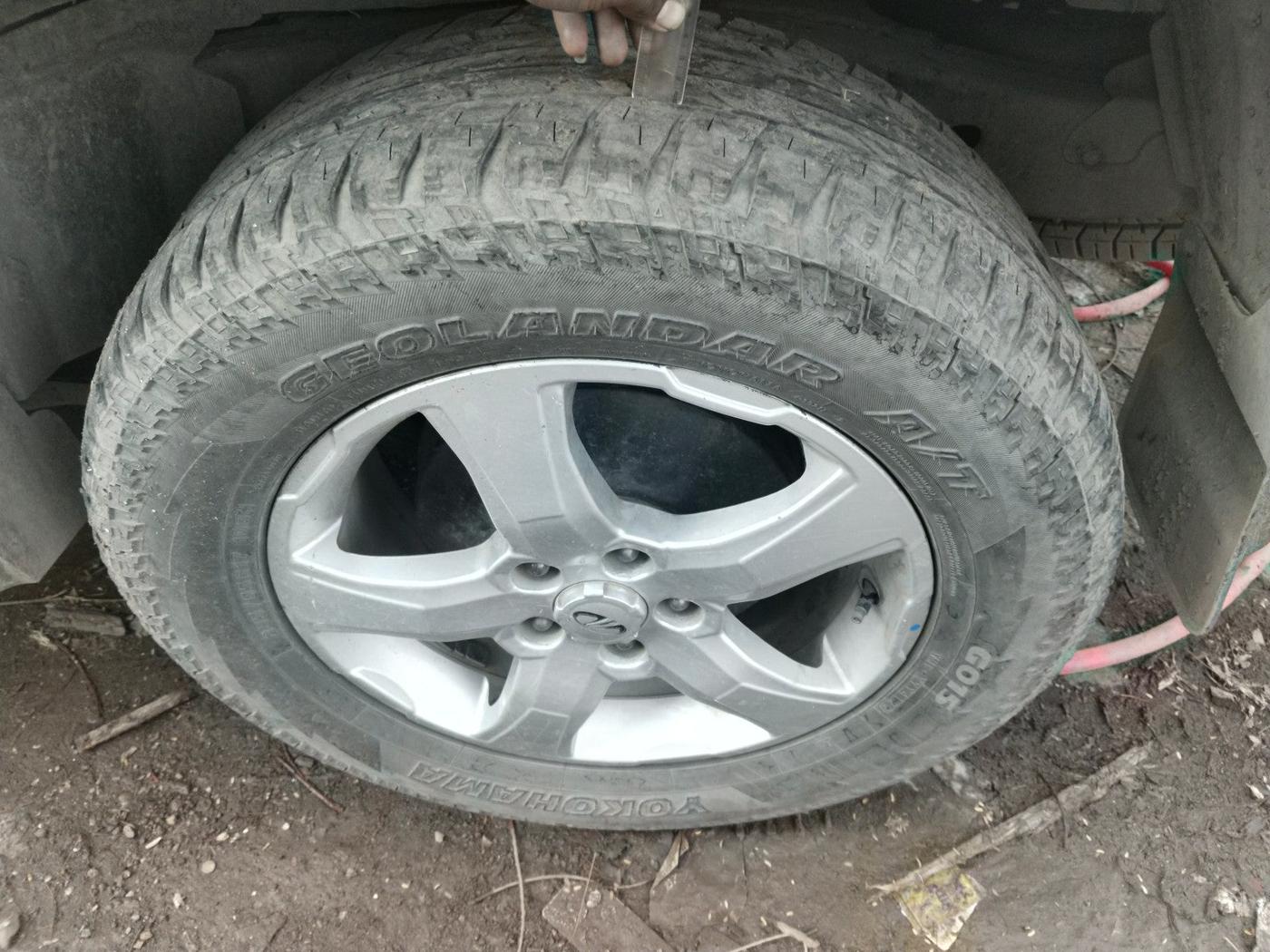 2019 Mahindra Scorpio S11 2WD, Diesel, Manual, 1,32,968 km, tyre