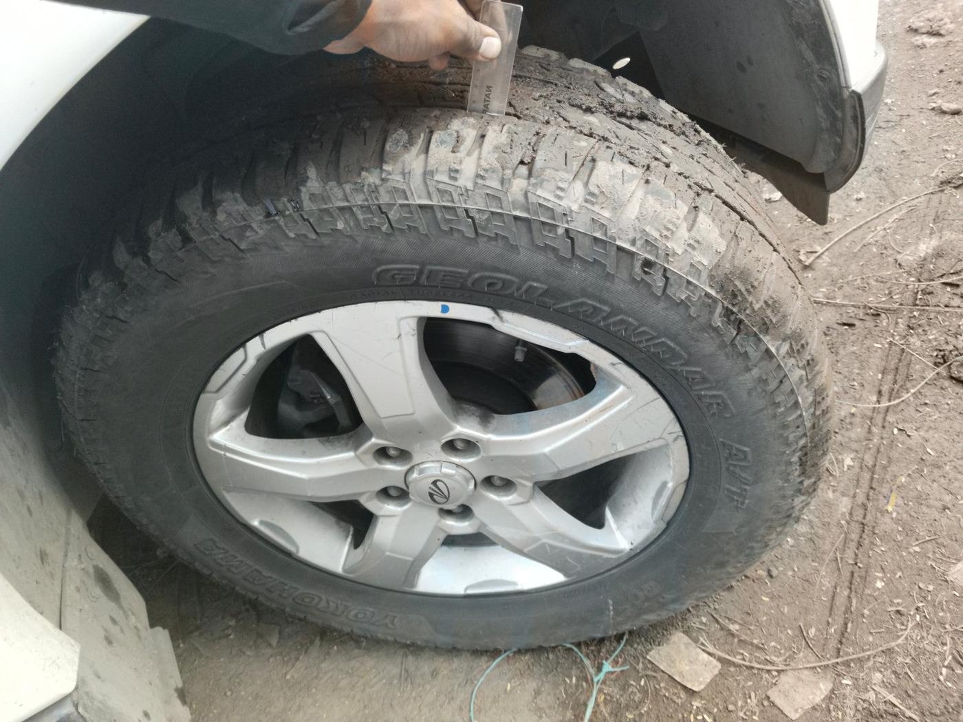 2019 Mahindra Scorpio S11 2WD, Diesel, Manual, 1,32,968 km, tyre