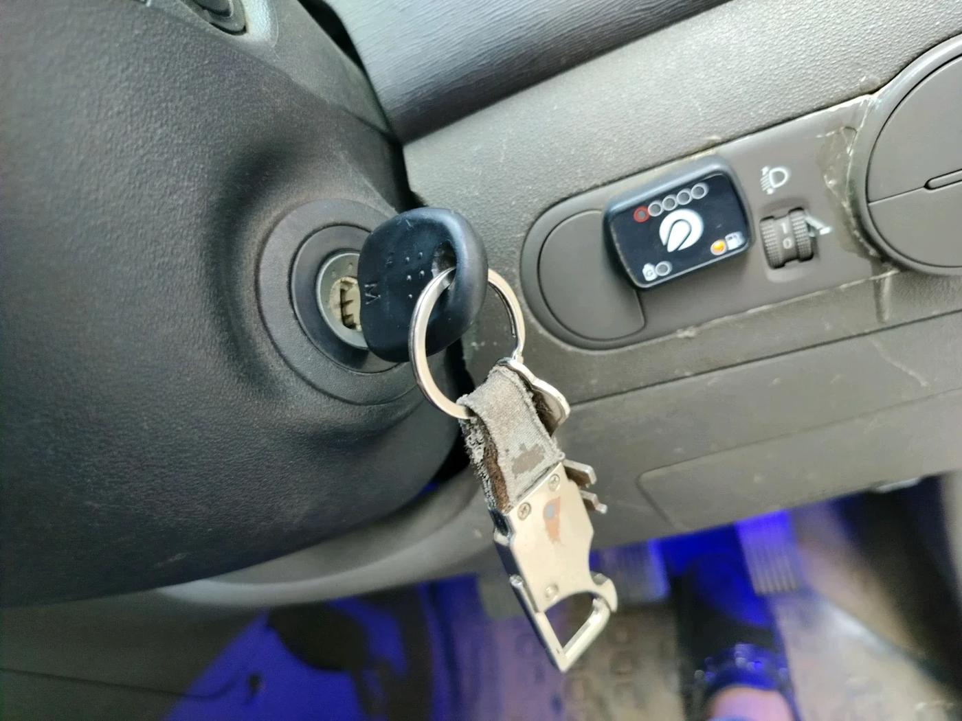 2012 Hyundai i10 MAGNA 1.2, CNG, Manual, 45,942 km, interior