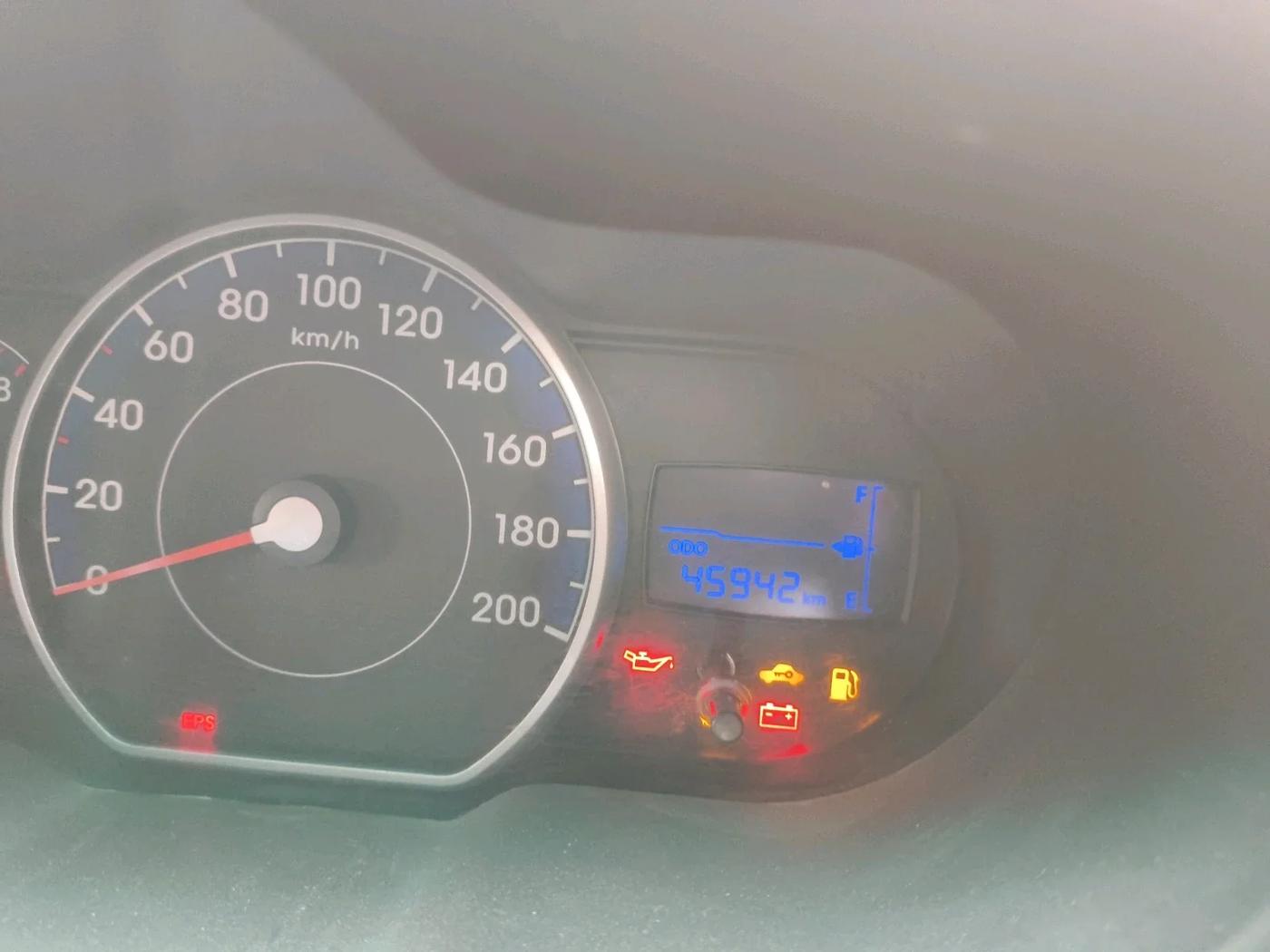 2012 Hyundai i10 MAGNA 1.2, CNG, Manual, 45,942 km, interior
