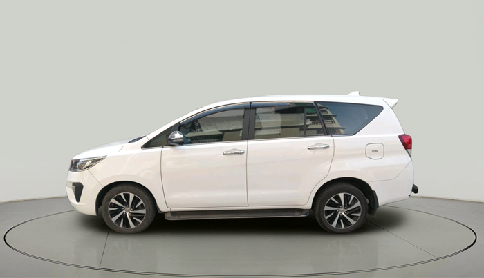 2022 Toyota Innova Crysta 2.7 ZX AT 7 STR, Petrol, Automatic, 36,120 km, exterior