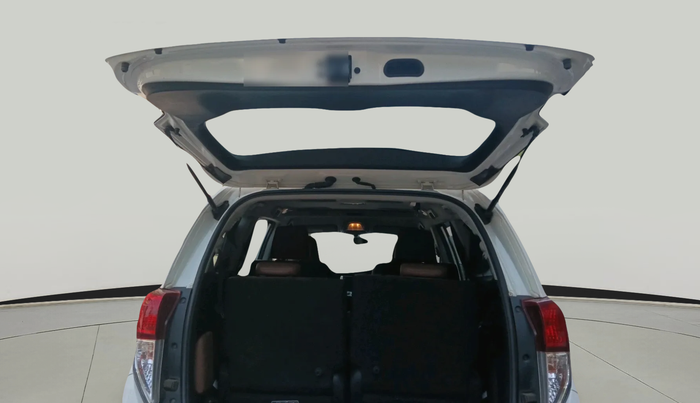 2022 Toyota Innova Crysta 2.7 ZX AT 7 STR, Petrol, Automatic, 36,120 km, exterior