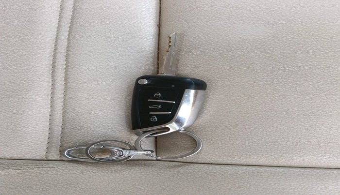 2014 Maruti Ertiga VXI CNG, Petrol, Manual, 1,62,250 km, interior