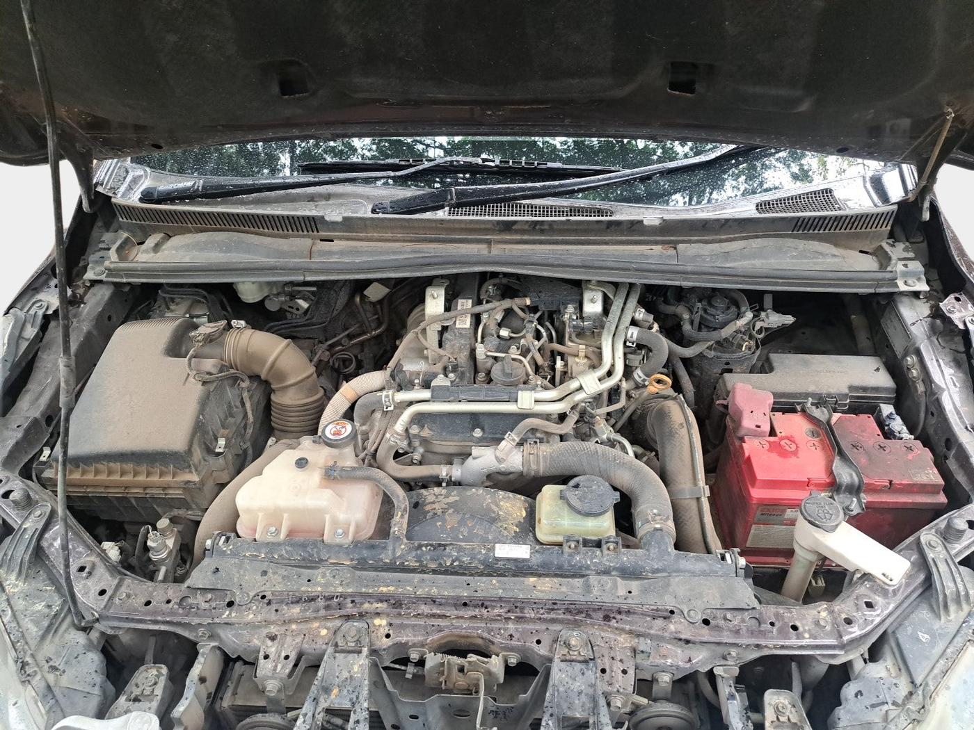 2018 Toyota Innova Crysta 2.4 VX 8 STR, Diesel, Manual, 1,63,719 km, exterior