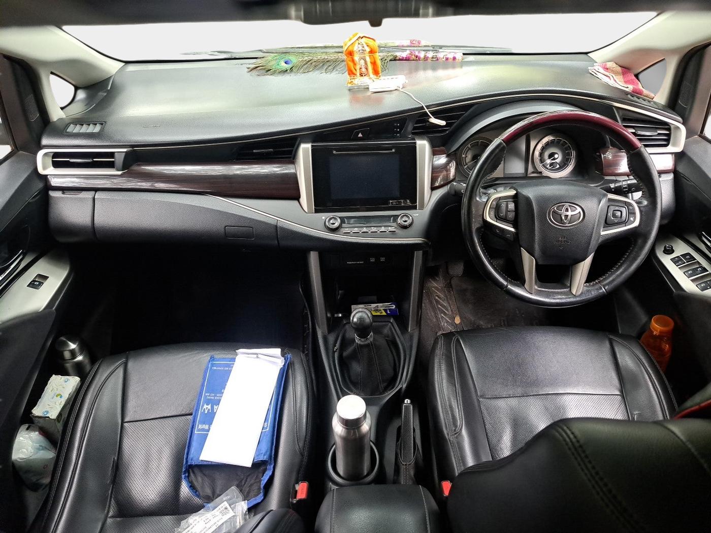 2018 Toyota Innova Crysta 2.4 VX 8 STR, Diesel, Manual, 1,63,719 km, interior