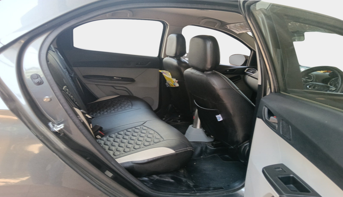 2024 Tata Tiago XT (O) PETROL, Petrol, Manual, 46,321 km, interior