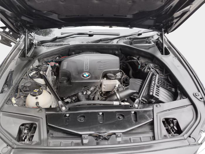 2016 BMW 5 Series 520I LUXURY LINE, Petrol, Automatic, 49,500 km, exterior