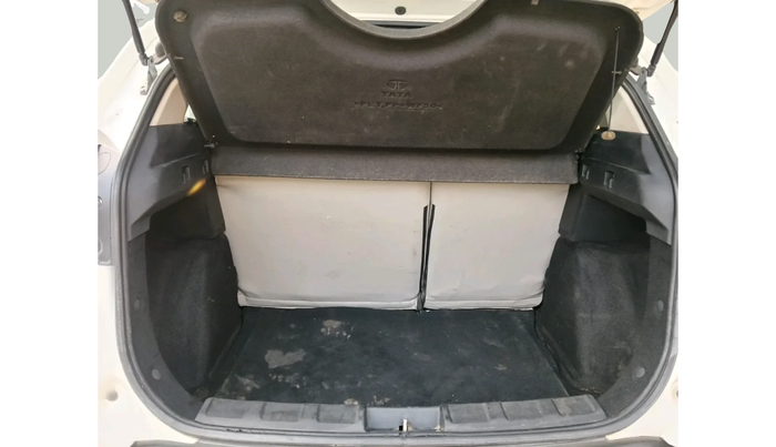 2018 Tata NEXON XZ PLUS DIESEL DUAL TONE, Diesel, Manual, 90,168 km, exterior