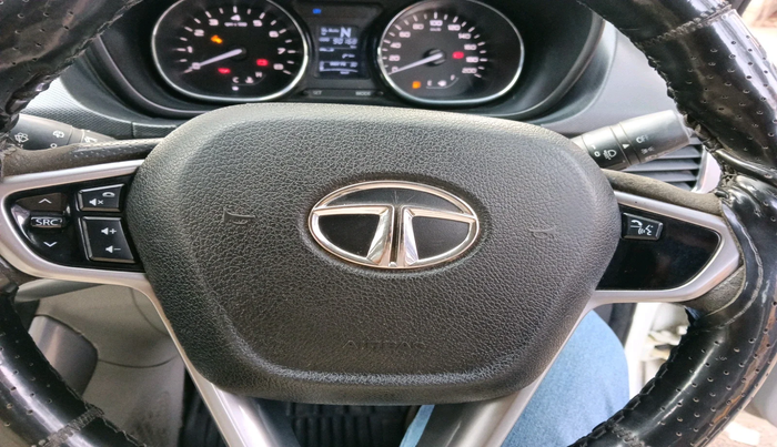 2018 Tata NEXON XZ PLUS DIESEL DUAL TONE, Diesel, Manual, 90,168 km, interior