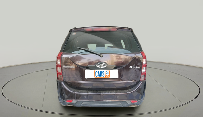 2014 Mahindra XUV500 W8, Diesel, Manual, 1,62,391 km, exterior