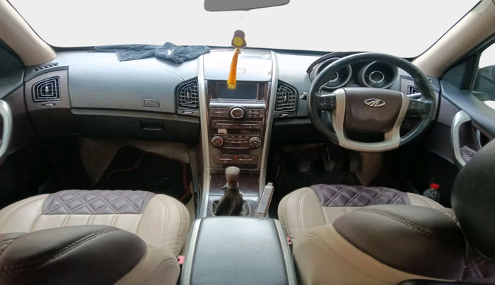2014 Mahindra XUV500 W8, Diesel, Manual, 1,62,391 km, interior