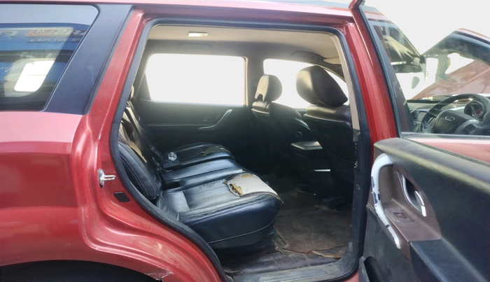 2013 Mahindra XUV500 W8, Diesel, Manual, 1,61,209 km, interior