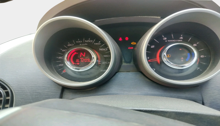 2013 Mahindra XUV500 W8, Diesel, Manual, 1,61,209 km, interior