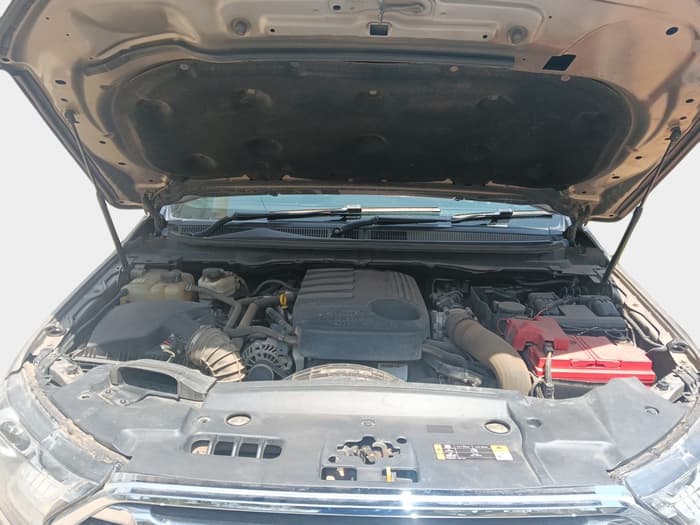 2019 Ford Endeavour TITANIUM PLUS 3.2 4X4 AT SUNROOF, Diesel, Automatic, 84,236 km, exterior