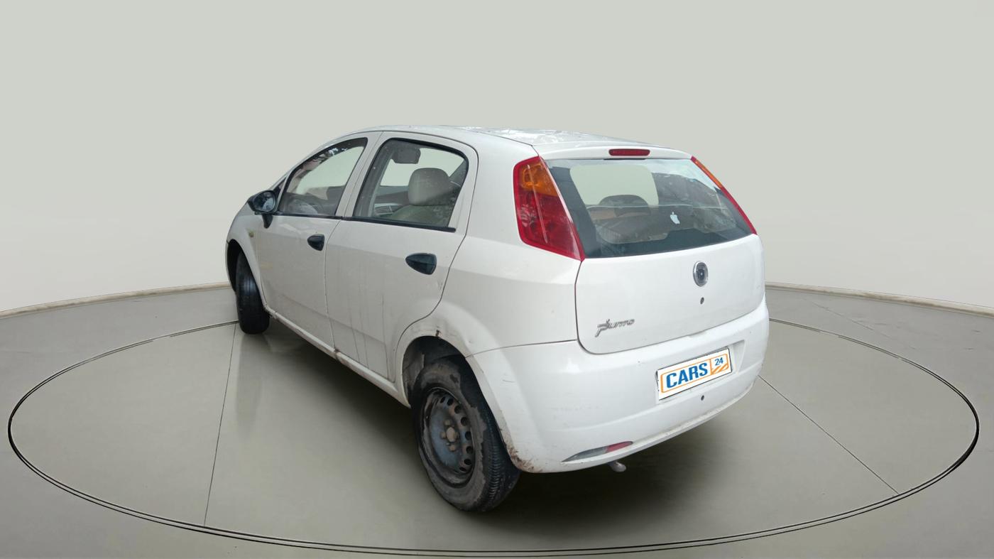 2012 Fiat Grand Punto ACTIVE 1.3, Diesel, Manual, 1,89,885 km, exterior