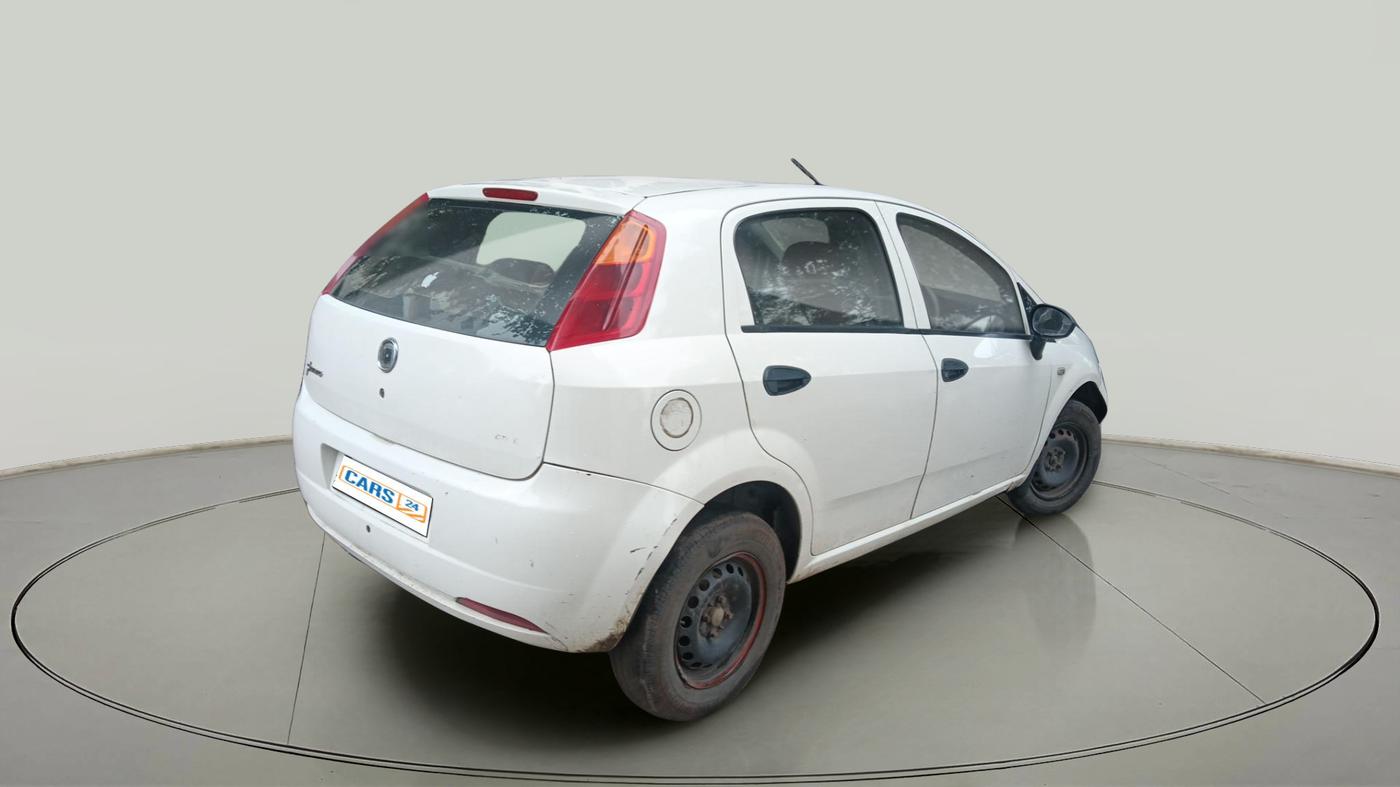 2012 Fiat Grand Punto ACTIVE 1.3, Diesel, Manual, 1,89,885 km, exterior