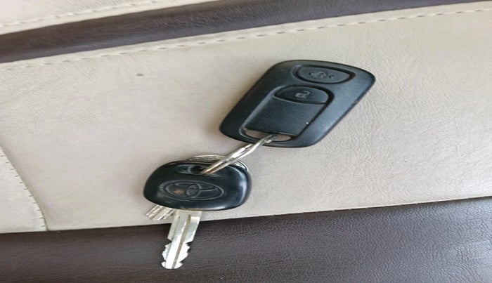 2015 Toyota Etios GD, Diesel, Manual, 1,30,745 km, interior