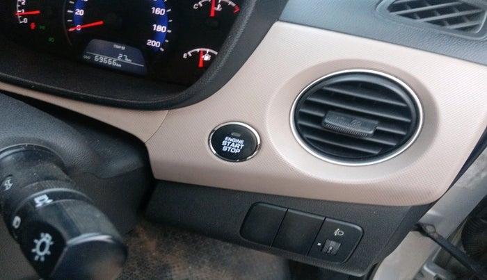 2014 Hyundai Xcent SX 1.2 (O), Petrol, Manual, 69,666 km, interior