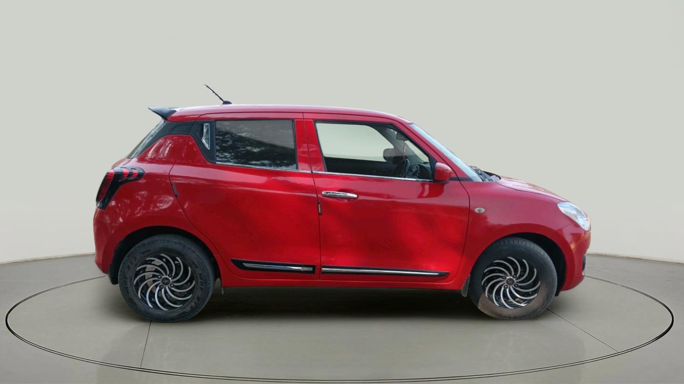 2020 Maruti Swift LXI, CNG, Manual, 1,15,000 km, exterior