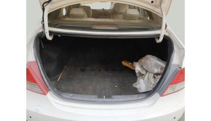 2014 Hyundai Verna FLUIDIC 1.6 CRDI SX, Diesel, Manual, 1,41,700 km, exterior